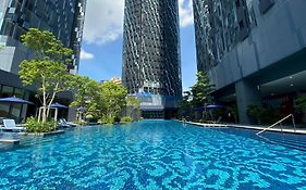 Luxurious Apartment 3 Mins From Klcc Petronas View